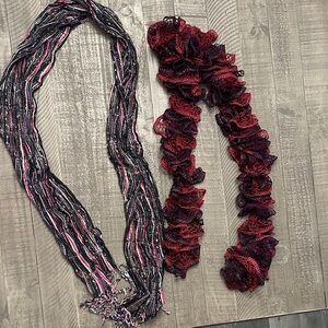 Elegant Black and Pink Women's Scarf Set